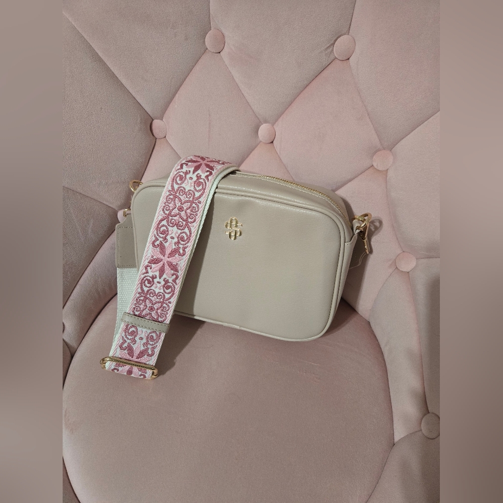 Simply Southern elegant Beige Crossbody Bag with Pink Strap